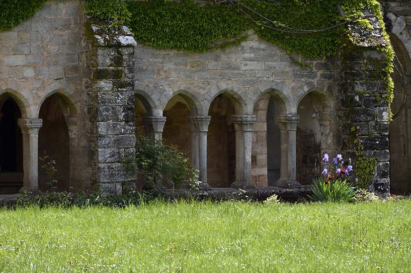 Abbaye de Sylvanès - le cloitre